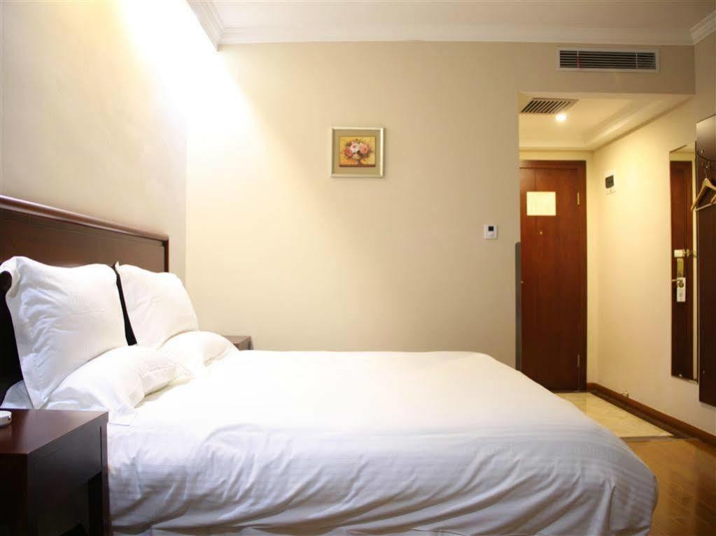 Greentree Alliance Beijing Film Academy Hotel Bagian luar foto