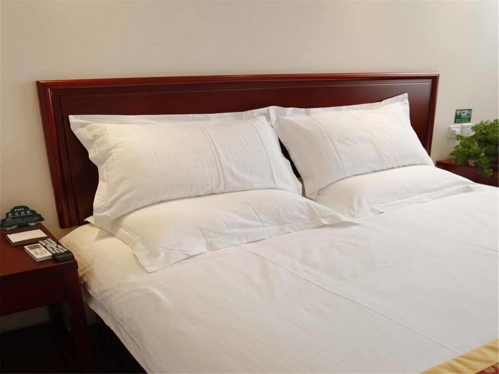 Greentree Alliance Beijing Film Academy Hotel Bagian luar foto